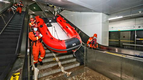 Zhengzhou subway flooding a warning for other major cities | Science | AAAS