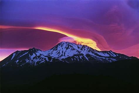 UFOs and Avalanches | History of Skiing on Mount Shasta - SnowBrains