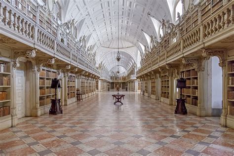 25 Most Beautiful Libraries in the World - Itinku