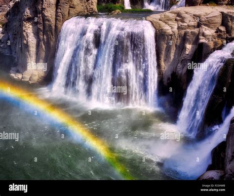 Shoshone Falls with rainbow. Snake River, Idaho Stock Photo - Alamy