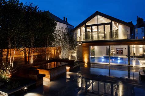 Pool & Spa Lighting | Brilliant Lighting