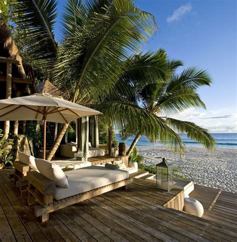 Editors’ Picks: Top 10 Most Romantic Islands | Romantic beach getaways, Unique vacations, Best ...