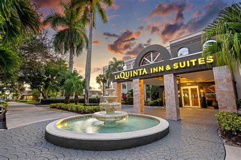 La Quinta Inn & Suites by Wyndham Coral Springs South | Coral Springs ...