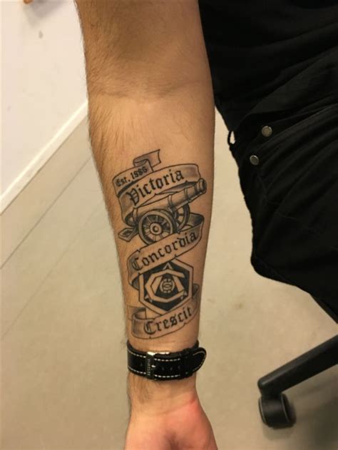 Arsenal tattoo, gunners ''victoria concordia crescit'' | Tattoos, Arsenal tattoo, Watch tattoo ...