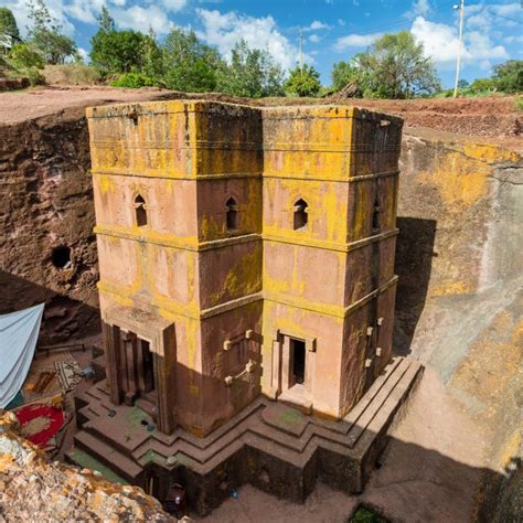 Places of Worship – Lalibela Rock-Hewn Churches | The Review of Religions