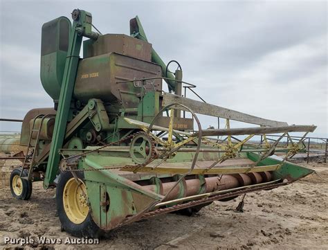 John Deere 55 combine in Great Bend, KS | Item IX9845 sold | Purple Wave