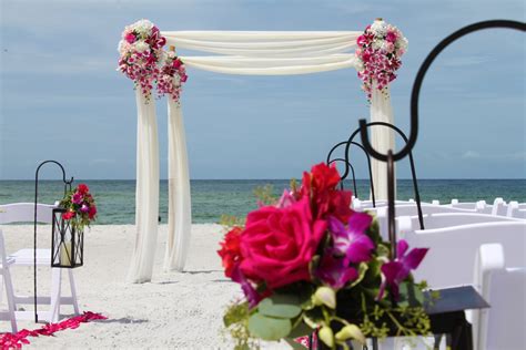 Sarasota Beach Wedding Venues | Resort at Longboat Key Club