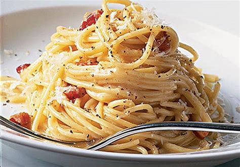 Spaghetti alla carbonara - Nonnastella.com