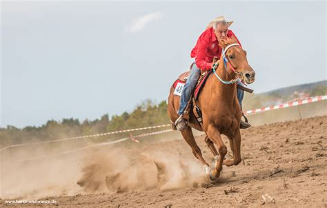 Quarter Mile Race - Easy Ranch | HORSE & ENDURANCE Photography