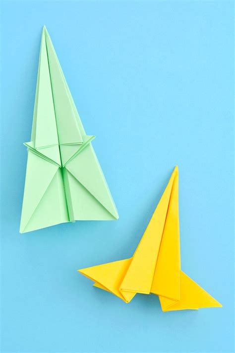 How to Make a Paper Jet | Fast and Easy Jet Paper Airplanes!