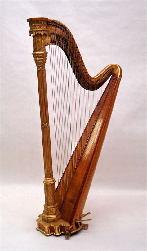 Erard Gothic Concert Harp Maple and Gold For Sale at 1stdibs