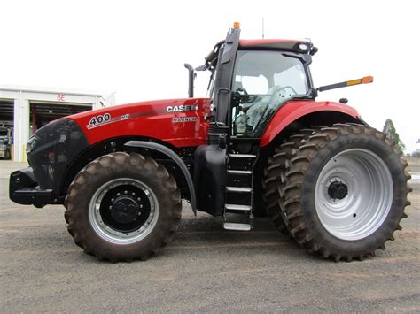 BRAND NEW Case Magnum 400 FWA Tractor Auction (0001-7038897) | Grays Australia