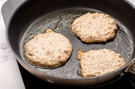 The BEST Oatmeal Pancakes – WellPlated.com