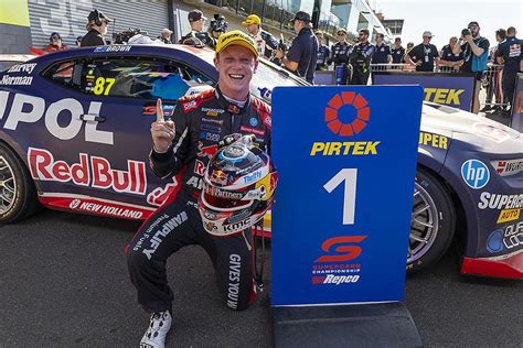 MOTORSPORT: Triple Eight on top at Bathurst - carsales.com.au