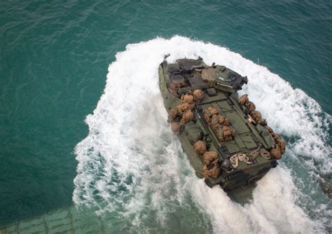 The Pic of the Day: What amphibious landings look these days | SOFREP