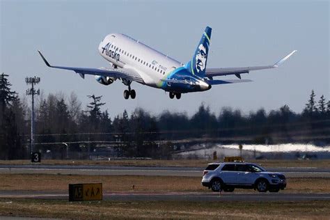 Off-Duty Pilot Accused of Trying to Cut the Engines on an Alaska ...