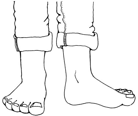 black and white clip art feet - Clip Art Library