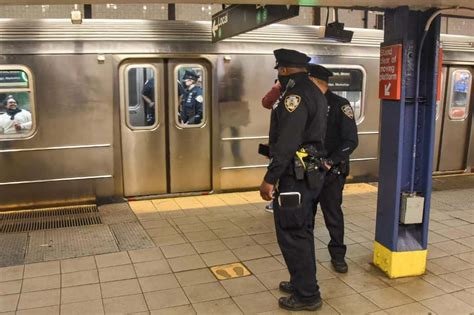 Suspect Arrested After Attacking Women On Manhattan Subway Slashing ...