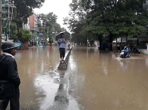 Bangalore weather: Heavy rains lash Bangalore again, cause traffic ...