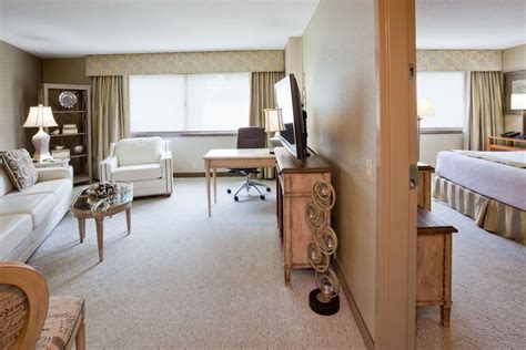 Crowne Plaza Minneapolis West, an IHG Hotel Plymouth, Minnesota, US ...