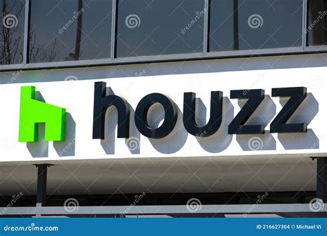 Houzz Sign And Logo On Facade Of Interior Design Company Headquarters ...