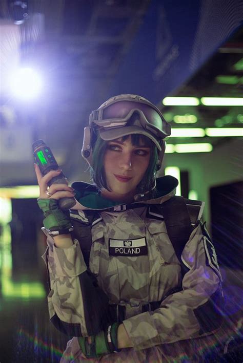 Ela cosplay | Rainbow six siege anime, Rainbow six siege art, Rainbow ...