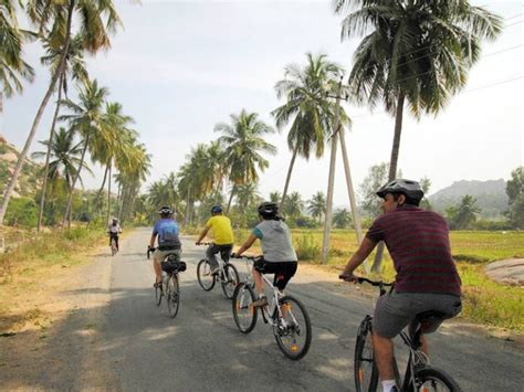 10 Amazing Cycling Routes in India - Hotel Dekho