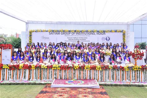 Satyam Group of Institutions, Noida organizes the 3rd Graduation Ceremony of Fashion, Mass Media ...