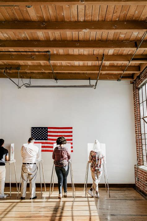 American at a polling booth | Premium Photo - rawpixel