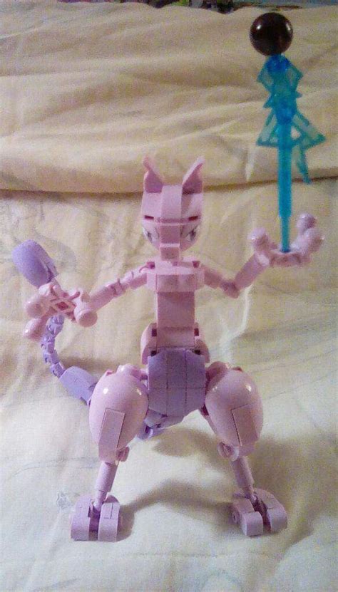 Pokémon Mega Construx Review: Mew VS Mewtwo Battle Set | Pokémon Amino