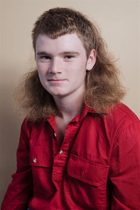 Photographer Captures the Most Glorious Mullets in Australia | PetaPixel