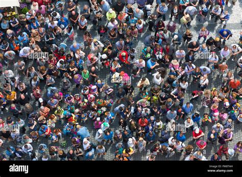 Aerial view of a crowd of tourists Stock Photo - Alamy