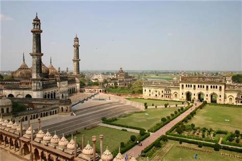 Monuments in Lucknow, Historical Monument in Lucknow, Imambara