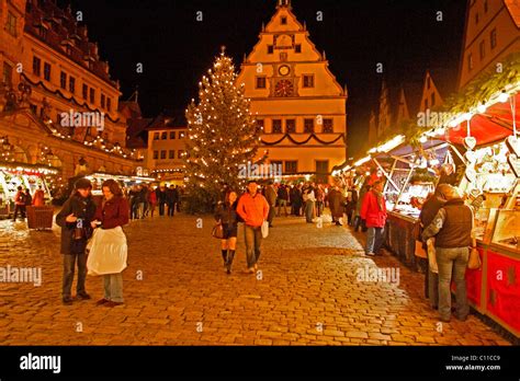 Christmas Market, Rothenburg ob der Tauber, Bavaria, Germany, Europe ...