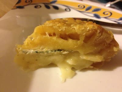 Unceasing Foodfullness xoxo: Brie Cheese Puff