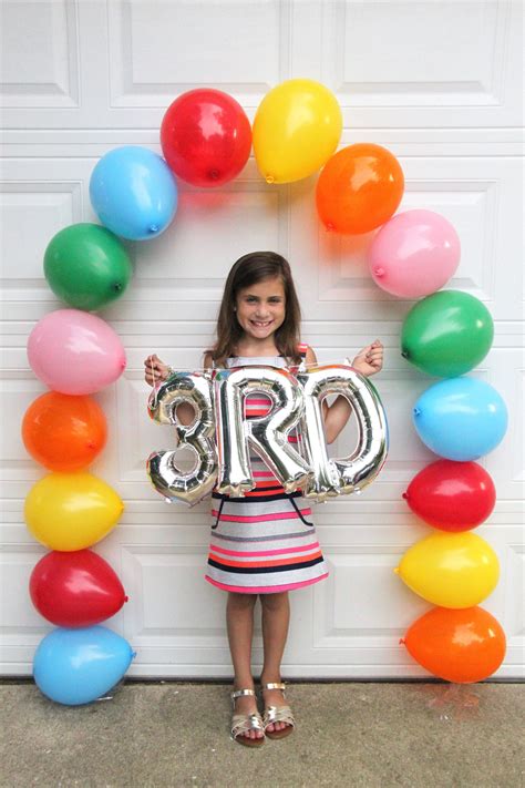 #BacktoSchool Balloon Arch | Simple birthday decorations, Birthday morning, Balloon arch