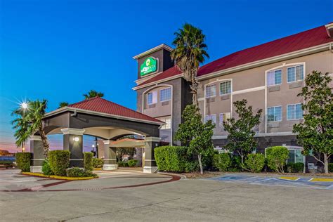 La Quinta Inn & Suites by Wyndham Corpus Christi Northwest | Corpus ...