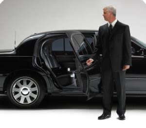 Limo Drivers And How They Do Their Jobs - American Limo