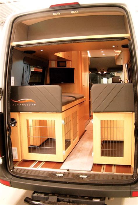 Take the pets traveling in safety Sprinter Camper, Camping Car Sprinter, Mercedes Sprinter ...