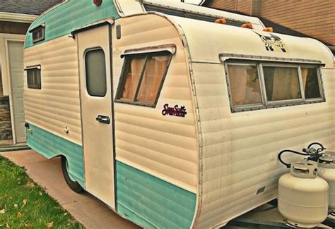 5 vintage campers for sale right now - Curbed