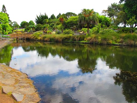 Auckland Botanic Gardens – Jonty travels…