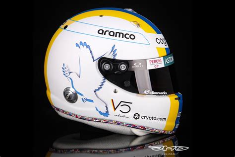 Vettel explains ‘No War’ helmet design he wishes wasn’t needed