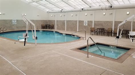 Holiday Inn Tacoma Mall, an IHG Hotel Pool Pictures & Reviews - Tripadvisor