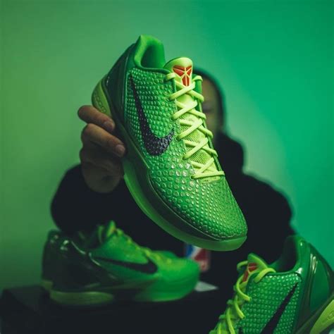 Nike Kobe 6 Protro "Grinch" | Sneakers fashion, Sneaker dress shoes ...