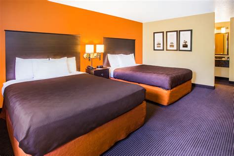 AmericInn by Wyndham Menomonie | Menomonie, WI Hotels