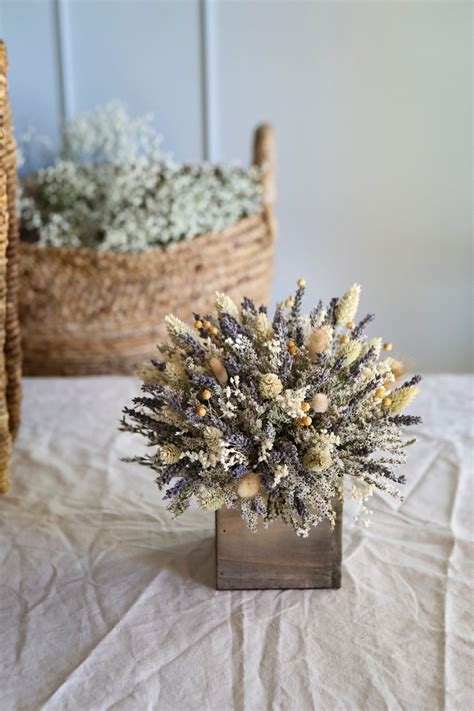 Lavender Centerpiece – Heavenpartyflowers