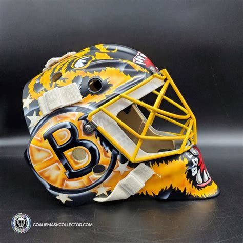 Linus Ullmark Goalie Mask Unsigned 2022-2023 Boston Winter Classic ...