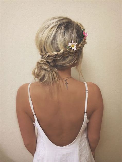 20 Boho Chic Hairstyles for Women - Pretty Designs