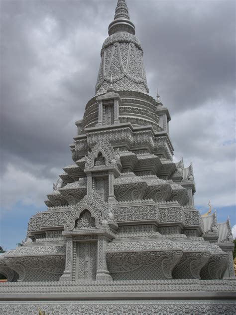 Silver pagoda temple one by aqqle on DeviantArt