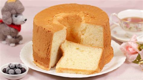 Chiffon Cake Recipe - Cooking with Dog